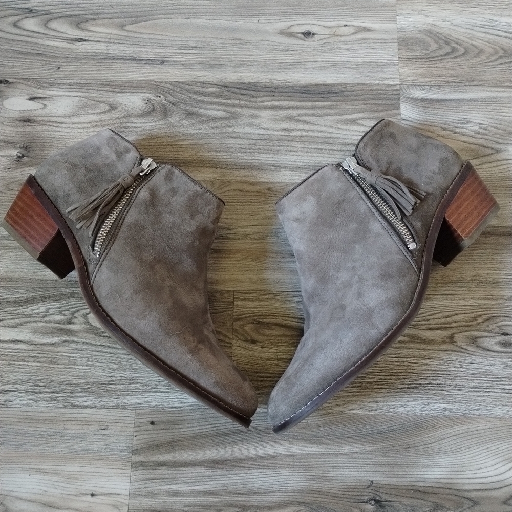 Vionic Serena Zip Ankle Boots Comfort Orthaheel Suede Greige Women's Size 8